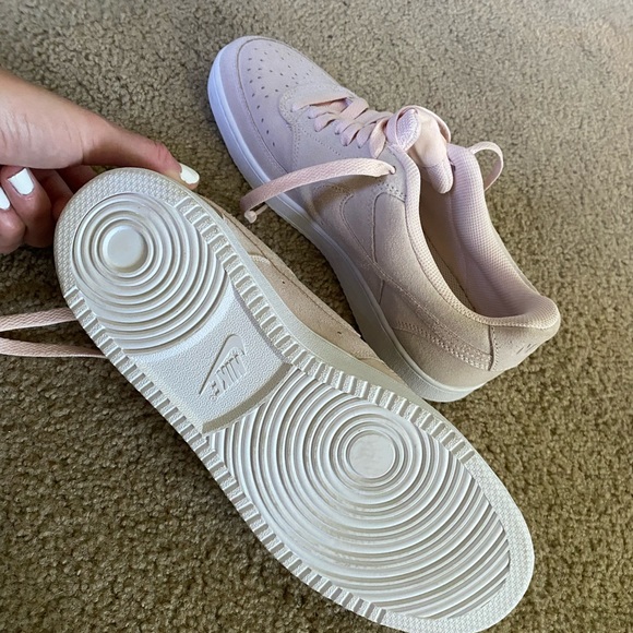 Nike Court Vision Low Top Pink Pearl Suede Shoes Women's Sz 10 BRAND NEW - Picture 3 of 6